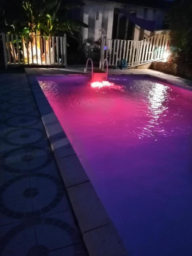 Bed and Breakfast Les Bichettes Mortagne-sur-Sevre Экстерьер фото